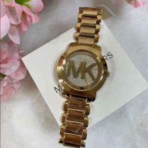 MK watch